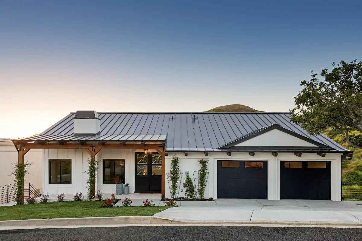 What Is A Spec House?